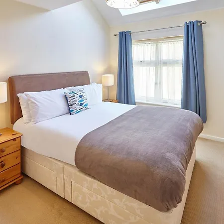 Host & - Abbey Horizon Apartament *