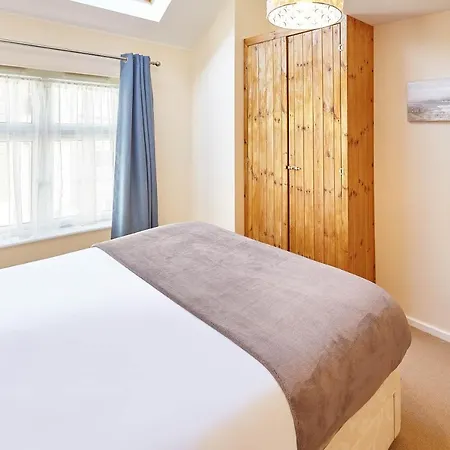 Host & - Abbey Horizon * Whitby